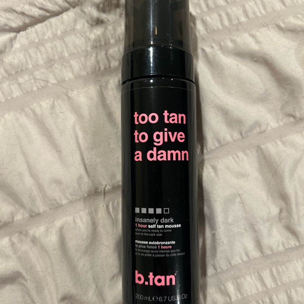 b.tan Insanely Dark Self Tan Mousse - Black